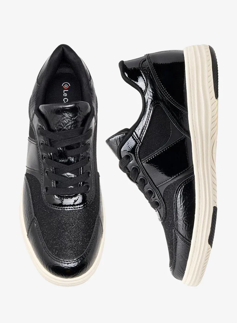 لو كونفورت حذاء رياضي نسائي برباط